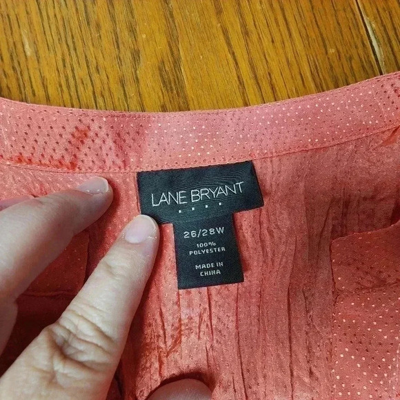 Lane Bryant Plus Size 26/28 Coral Peach Button Down Dress Shirt Pleated - Picture 6 of 7